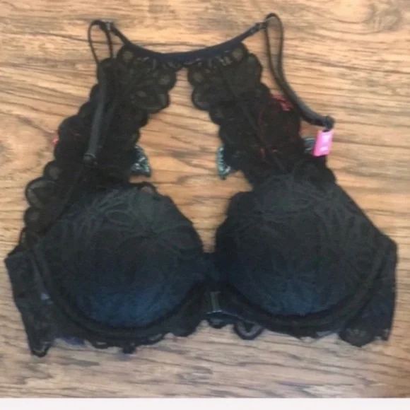 VS PINK Date Push-Up Bra With Roses - Picture 3 of 4